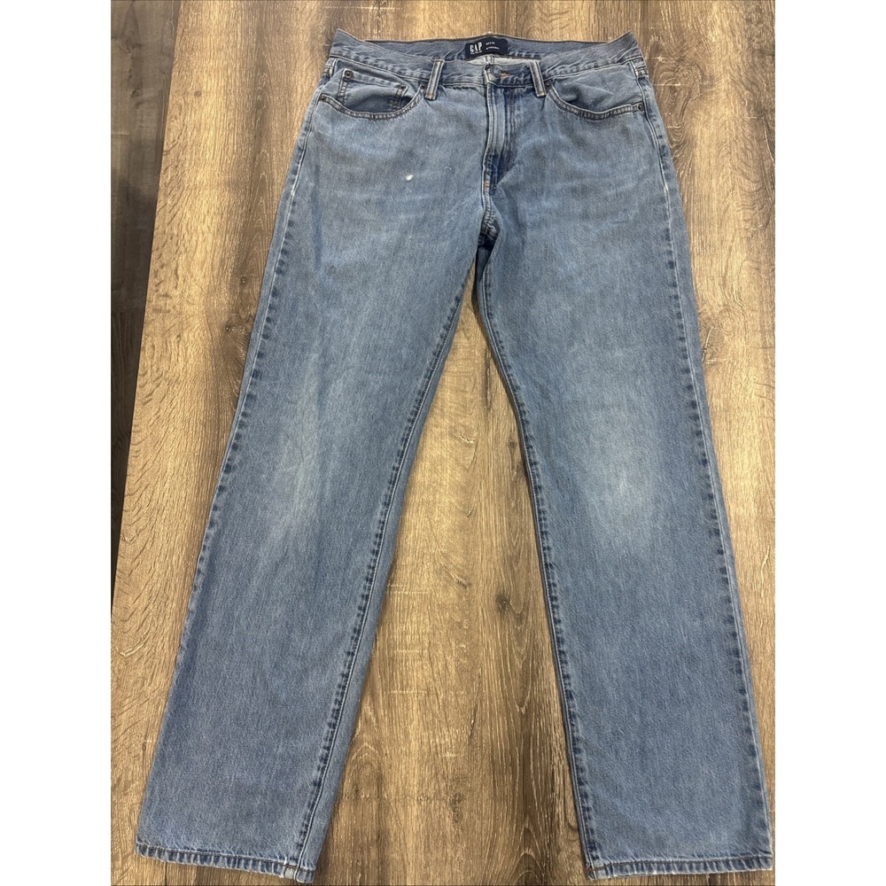 Gap Jeans Mens 33x32 Blue Denim Straight Medium Wash Casual Pants